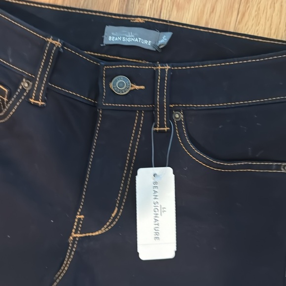 NWT Jeans LL Bean - Picture 2 of 4